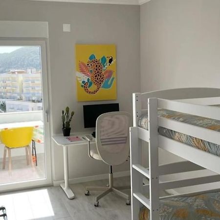 *Sea View* New 3 Bedroom Apt With Free Parking Sesimbra Bagian luar foto
