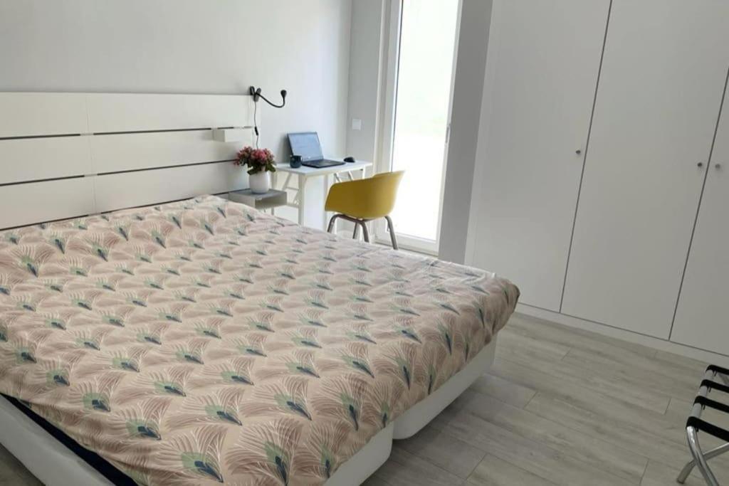 *Sea View* New 3 Bedroom Apt With Free Parking Sesimbra Bagian luar foto