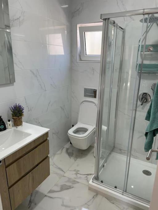 *Sea View* New 3 Bedroom Apt With Free Parking Sesimbra Bagian luar foto
